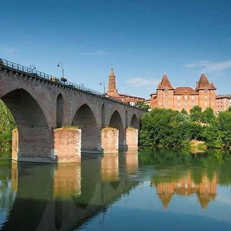 Le Theatre, Coeur De Ville Montauban Extérieur photo